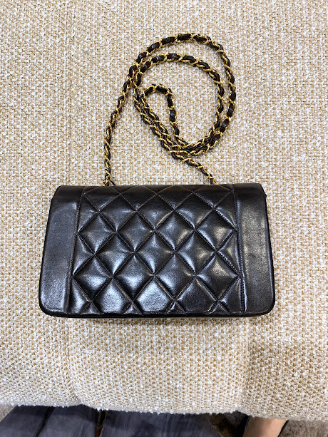 CHANEL ダイアナ チェーンショルダーバッグ ブラウン