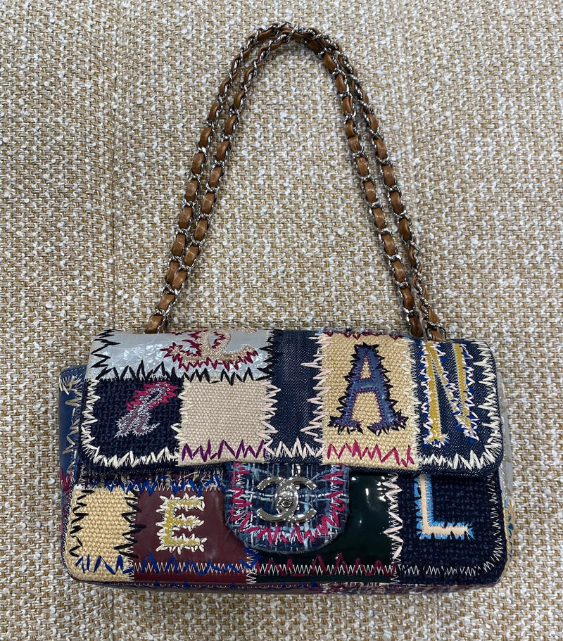 CHANEL ショルダーバッグ