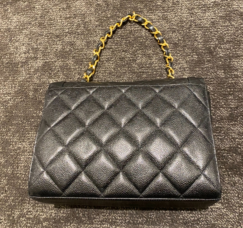 CHANEL マトラッセ チェーンショルダーバッグ