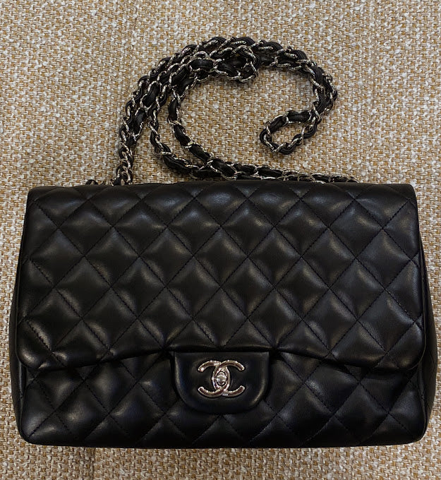 CHANEL マトラッセ ショルダーバッグ