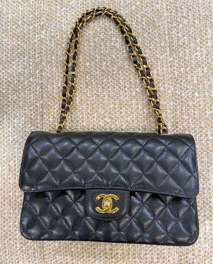 CHANEL キャビアスキン マトラッセ チェーンショルダーバッグ