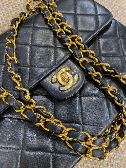 CHANEL マトラッセ チェーンショルダーバッグ