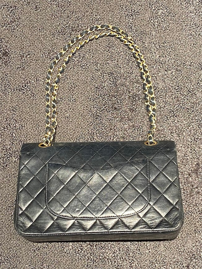 CHANEL マトラッセWフラップチェーンショルダーバッグ – co&co CHANEL マトラッセWフラップチェーンショルダーバッグ – co&co