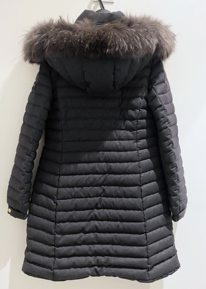 【中古】 TATRAS ダウンコート　ファー付き TATRAS(タトラス) FONDOファーフードジップボタン付ダウンコート4193