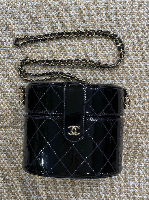 CHANEL バニティチェーンショルダーバッグ