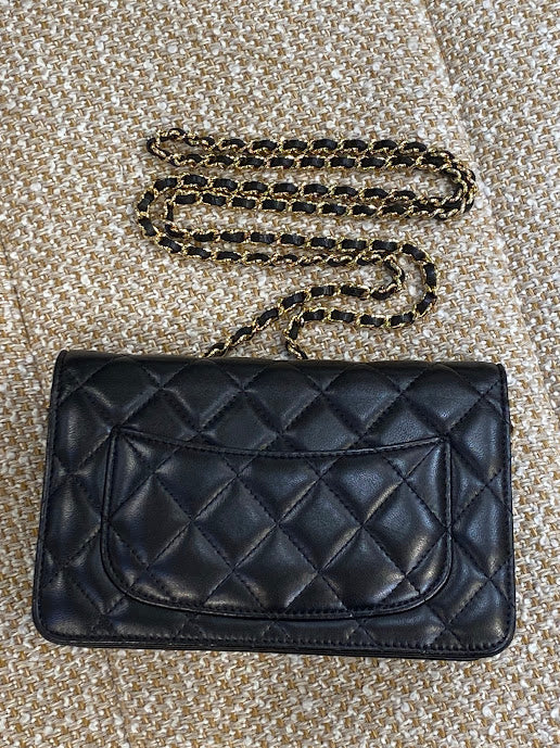 CHANEL マトラッセ25 チェーンショルダーバッグ ココマーク