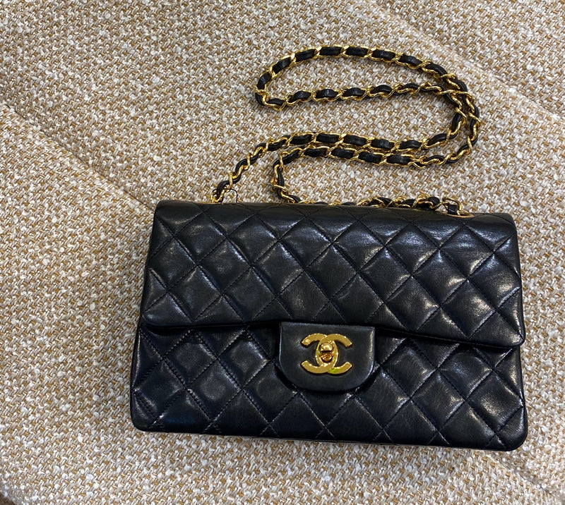 CHANEL チェーンショルダーバッグ
