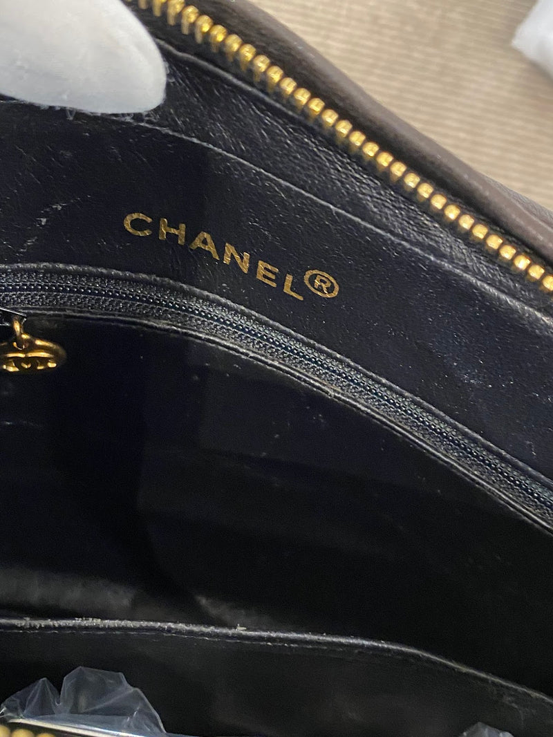CHANEL チェーンショルダーバッグ