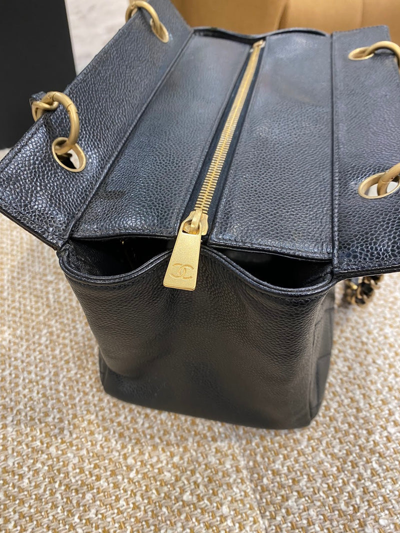CHANEL マトラッセチェーントートバッグ