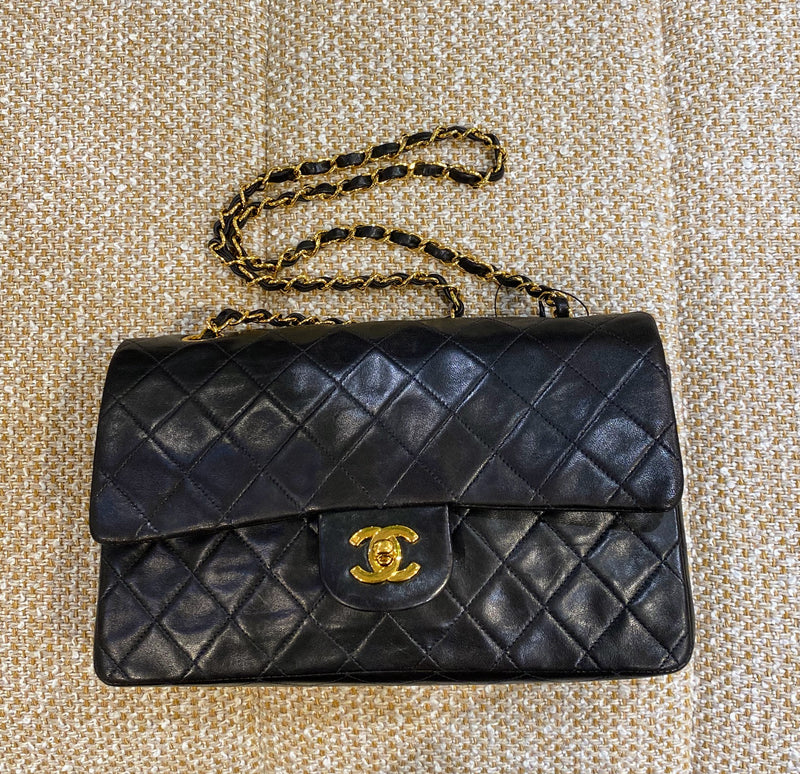 CHANEL マトラッセWチェーンショルダーバッグ