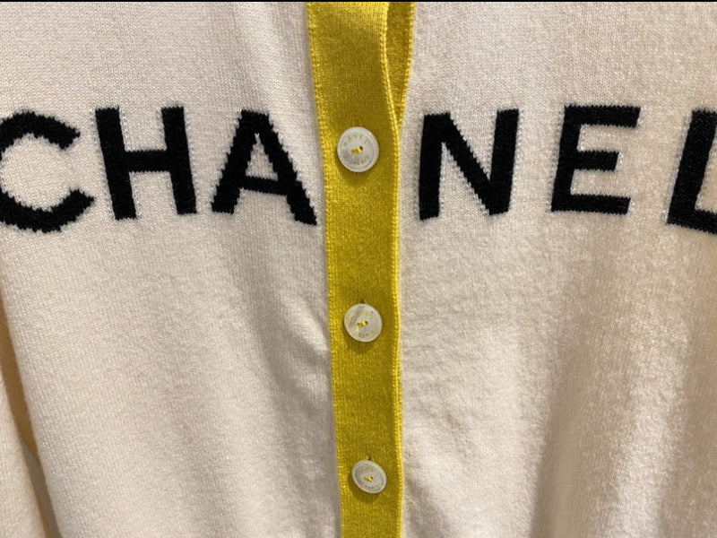 CHANEL ロゴ カシミア カーディガン 白×黄