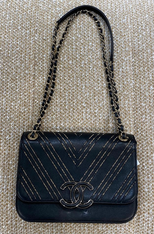 CHANEL ココマーク マトラッセ ショルダーバッグ – co&co