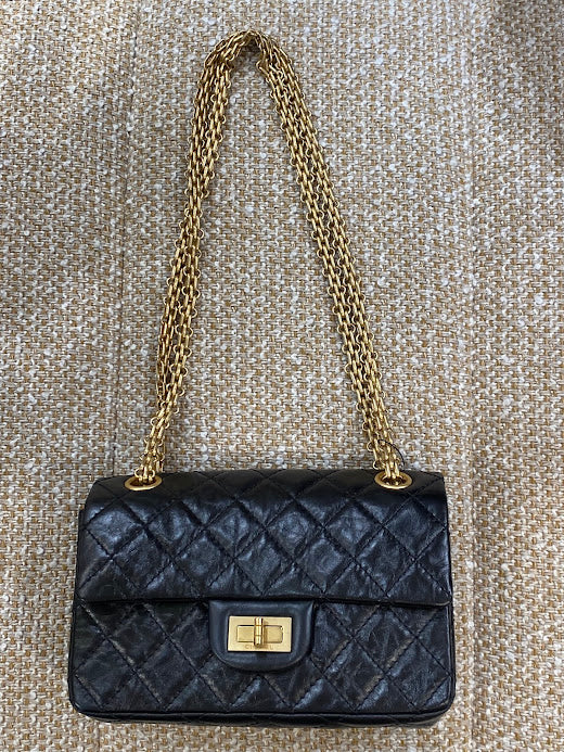 CHANEL チェーンショルダーバッグ