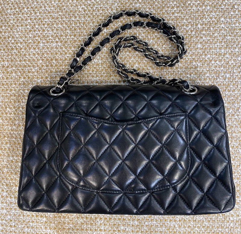 CHANEL マトラッセショルダーバッグ