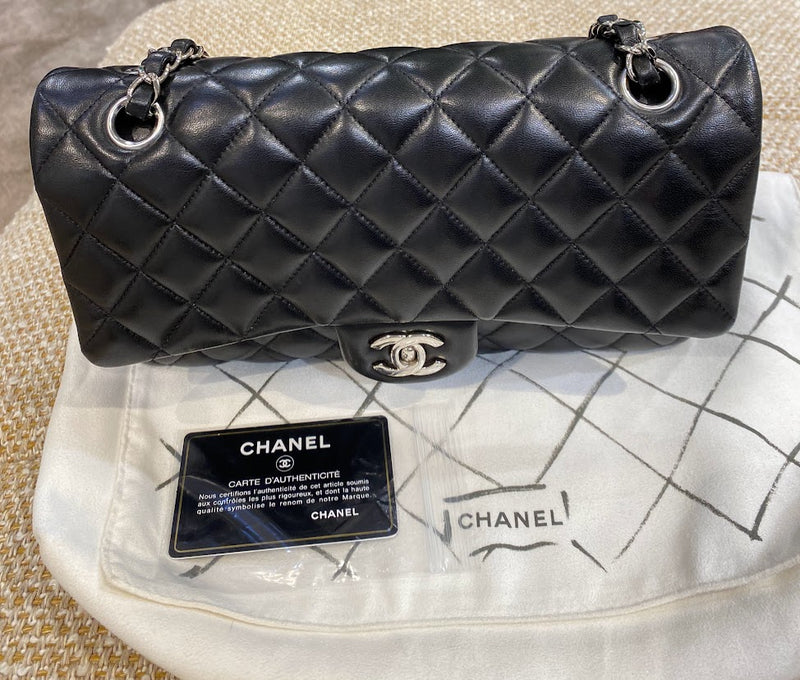CHANEL マトラッセショルダーバッグ
