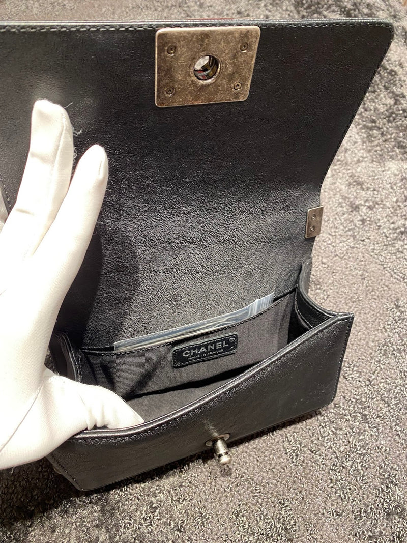 CHANEL ボーイズシャネル チェーンショルダーバッグ