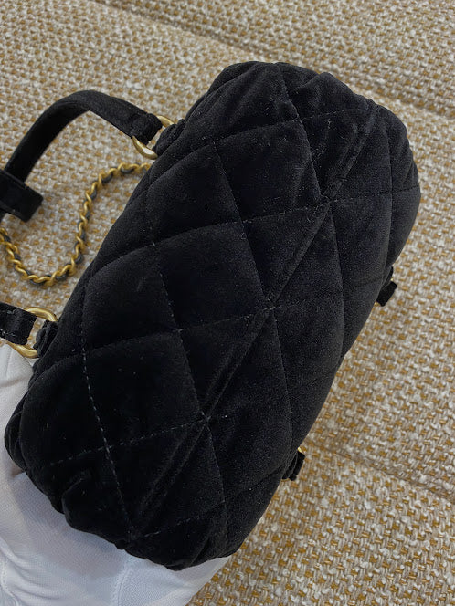 CHANEL ショルダーバッグ ファブリック