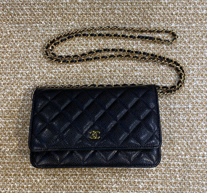 シックなお色味 CHANEL チェーンウォレット キャビアスキン CHANELチェーンウォレットキャビアスキン – co&co