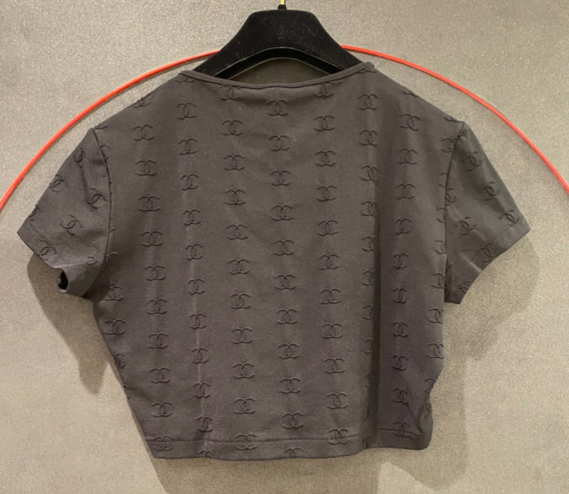 ヴィンテージ　CHANEL トップス　グレー　ココマーク CHANEL ココマーク ヴィンテージ クロップドTシャツ – co&co