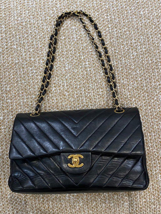 CHANEL チェーンショルダーバッグ