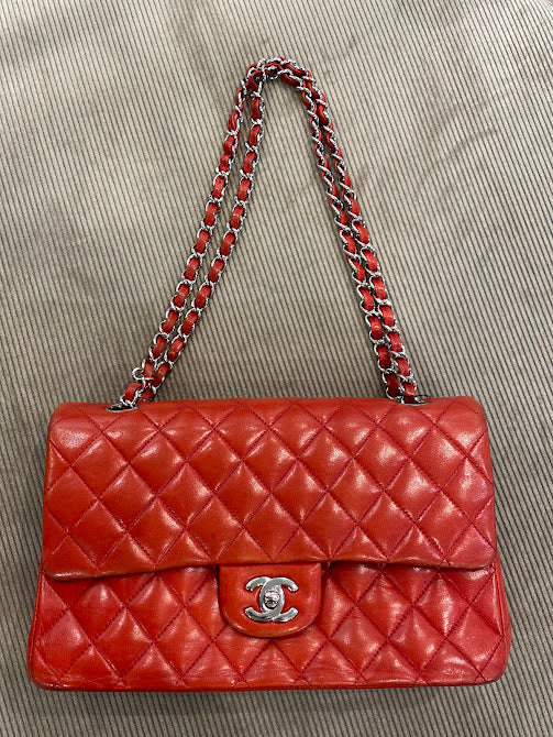 CHANEL マトラッセ チェーンショルダーバッグ