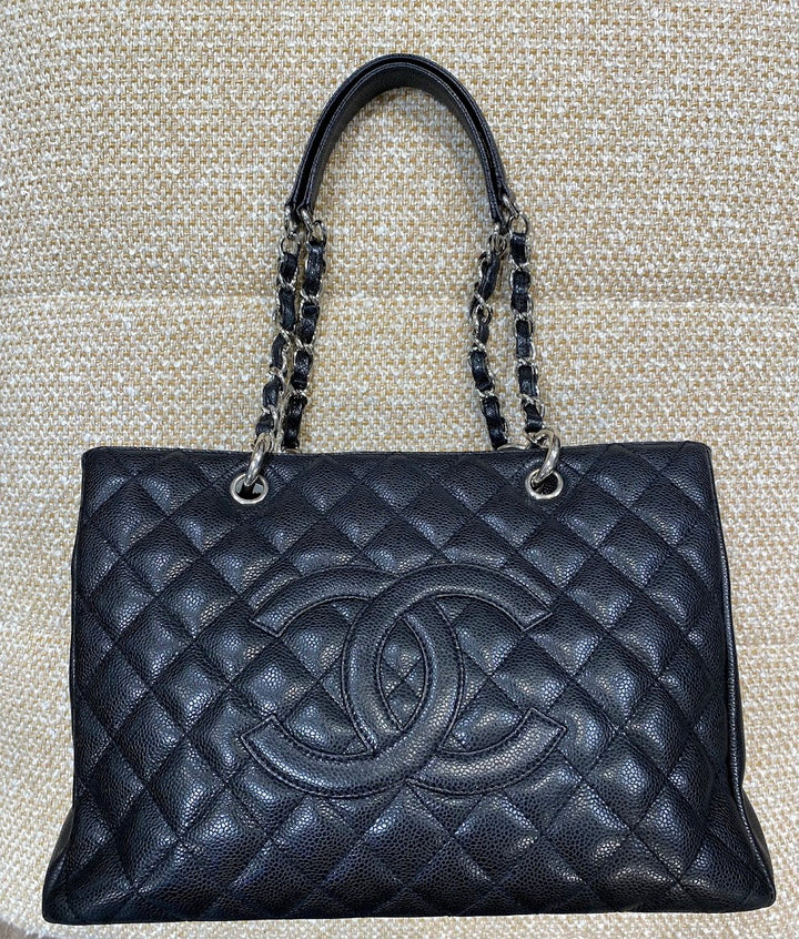 シャネルGSTトートバッグ　CHANEL CHANEL シャネル GSTトート マトラッセ トートバッグ キャビア