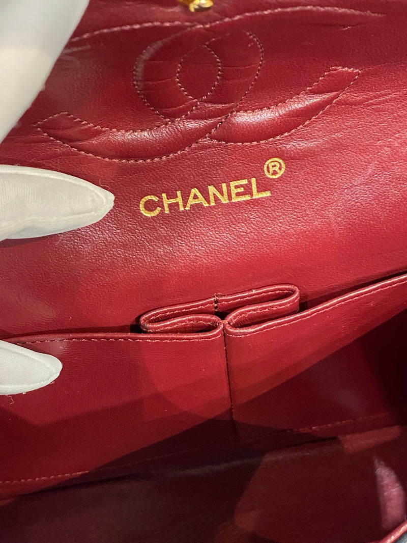 CHANEL チェーンショルダーバッグ マトラッセ25