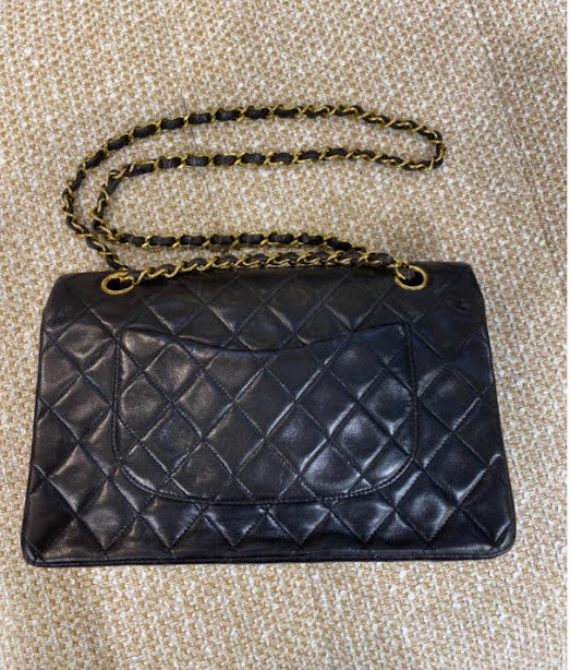 CHANEL マトラッセ25 チェーンショルダーバッグ