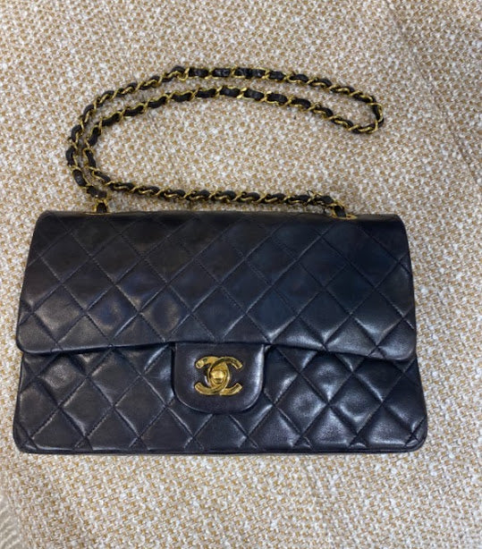 CHANEL マトラッセ25 チェーンショルダーバッグ