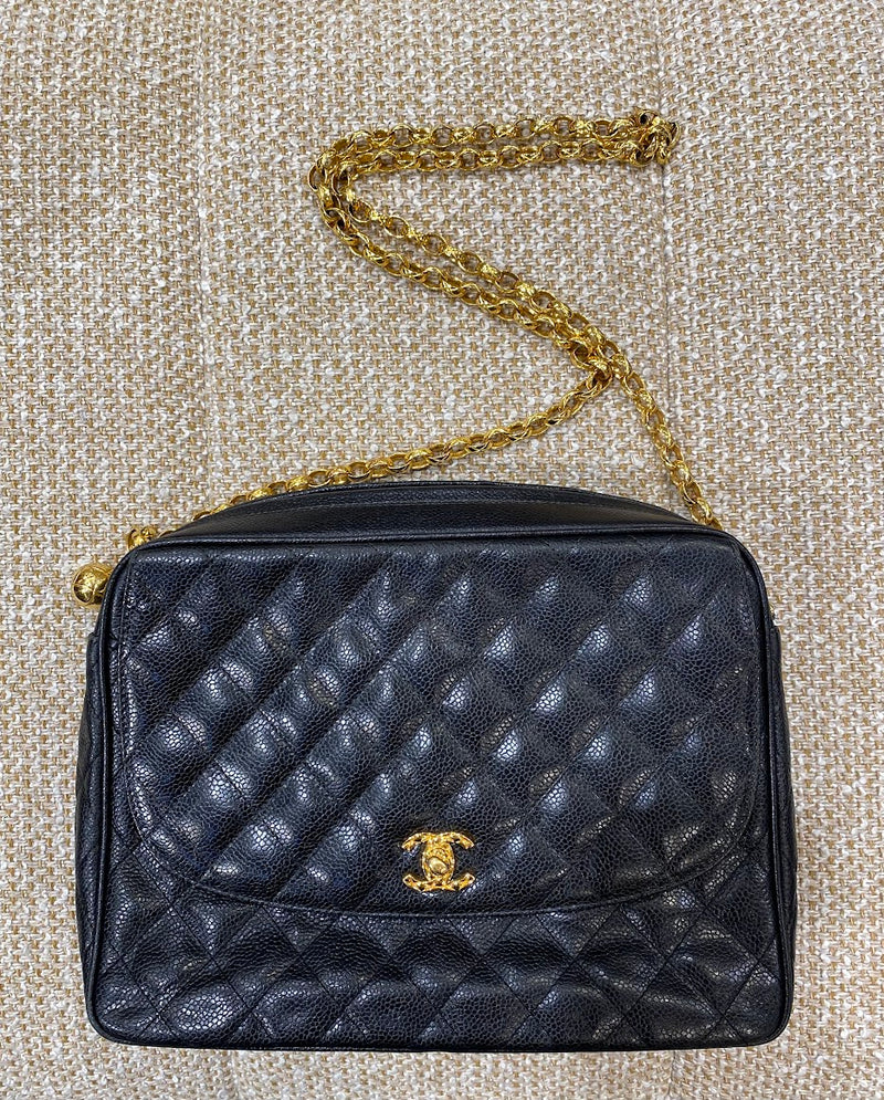CHANEL キャビアスキン ショルダーバッグ