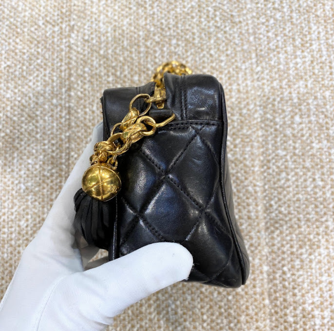 CHANEL CCロゴ タッセル ミニマトラッセ ショルダーバッグ – co&co