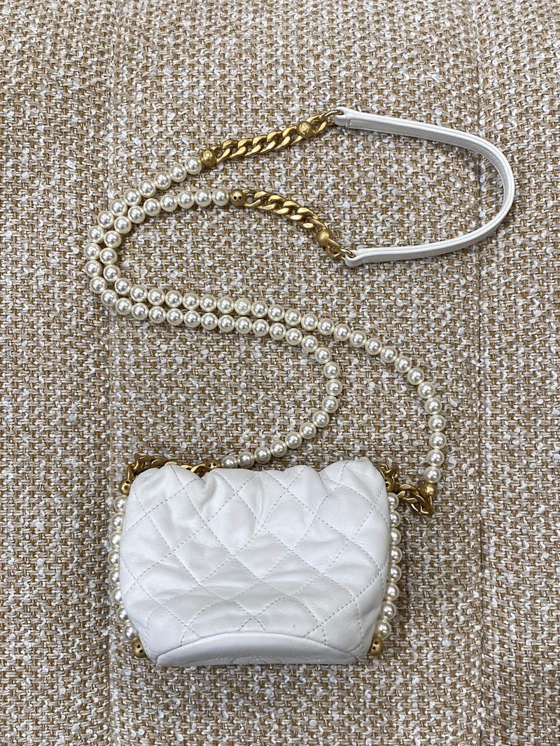 CHANEL パールストラップ ショルダーバッグ