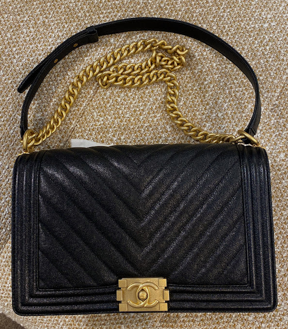 CHANEL チェーンショルダーバッグ ボーイ