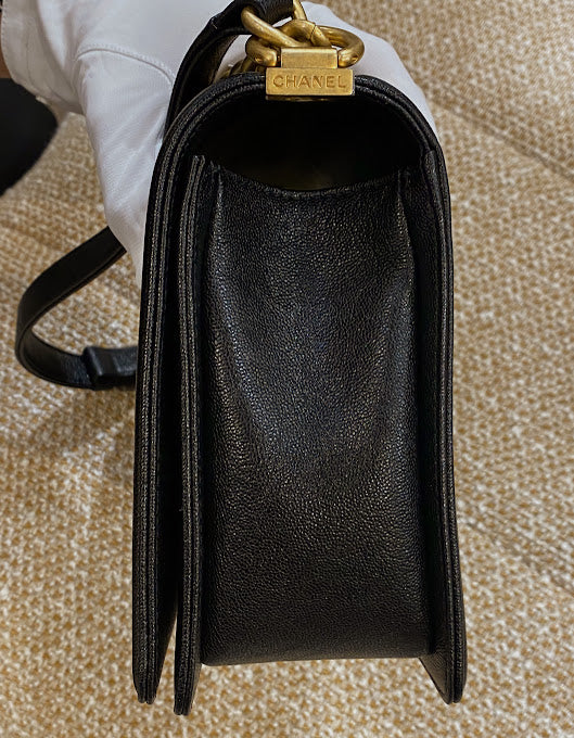 CHANEL チェーンショルダーバッグ ボーイ
