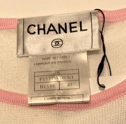 CHANEL　新品　未使用COCOマークノースリーブトップス CHANEL シャネル ノースリーブトップス ココマーク フリル