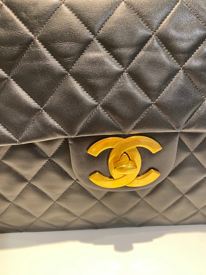 新作♡ココビーチ【CHANEL】マトラッセ ショルダーバッグ CHANELマトラッセ35 ショルダーバッグ – co&co