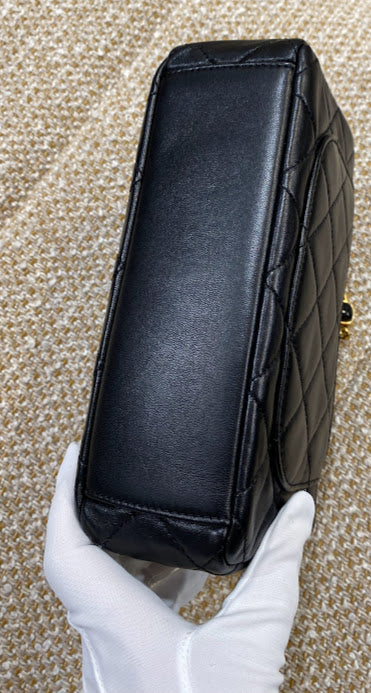 CHANEL チェーンショルダーバッグ