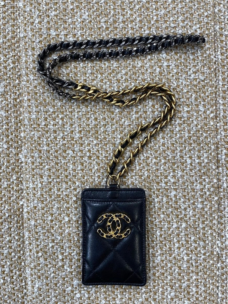 CHANEL - シャネル　ネックホルダー CHANEL ココマーク チェーン ネックホルダー – co&co