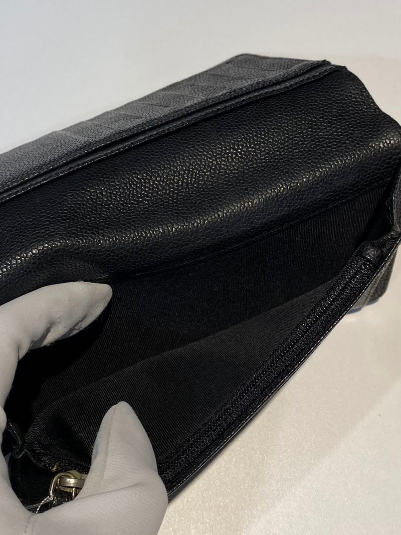 CHANEL キャビアスキン 長財布