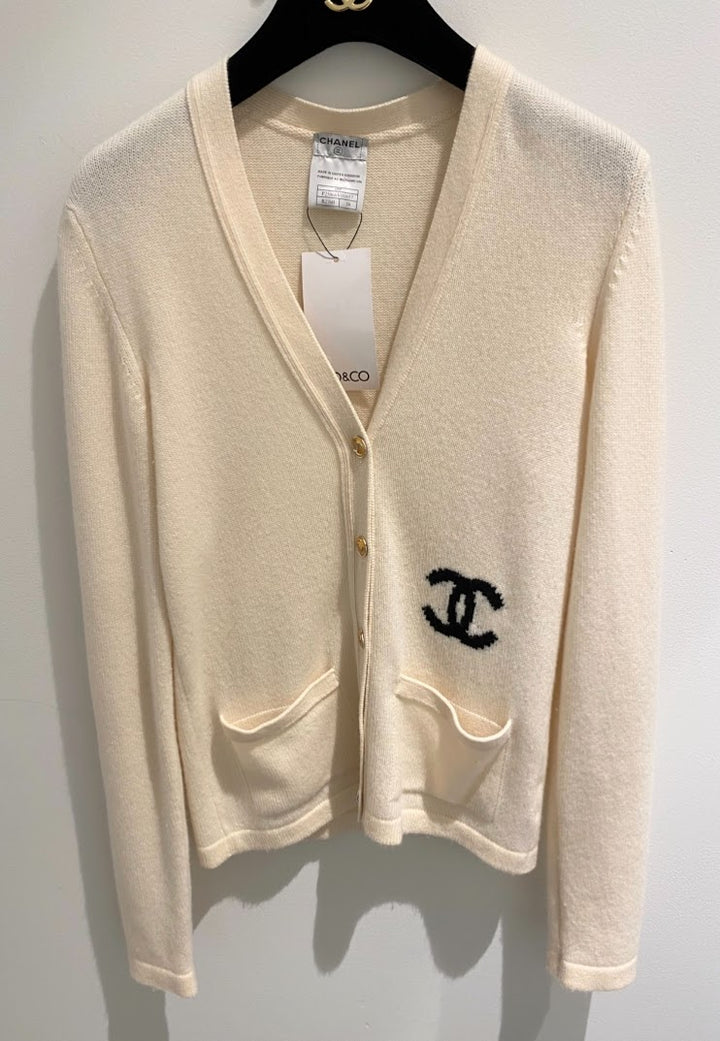 CHANELカシミヤカーディガン CHANEL ココマーク カシミア カーディガン – co&co