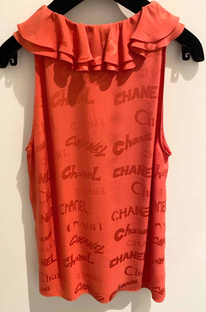 CHANEL フリル ロゴ総柄 ノースリーブ カットソー シルク