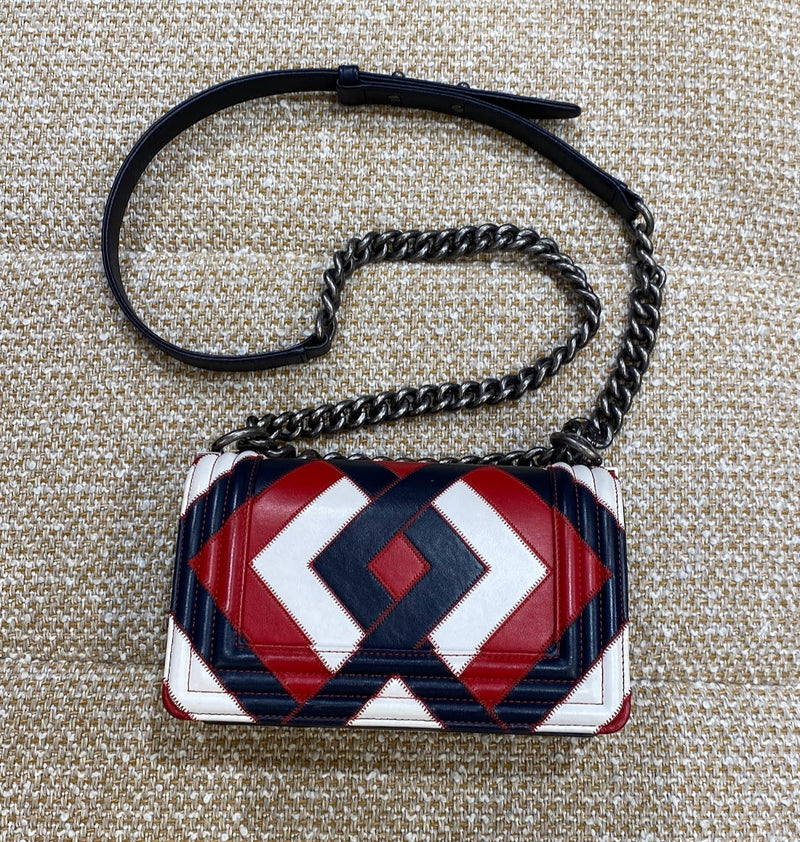 CHANEL ショルダーバック