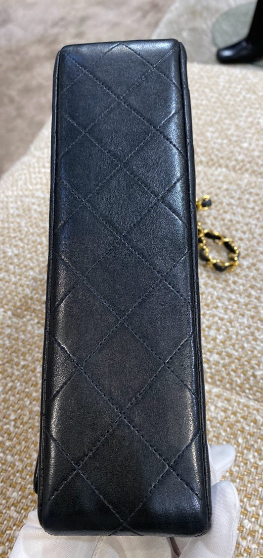 CHANEL　チェーンショルダーバック