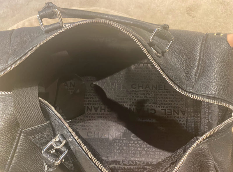 CHANEL フリンジレザーダッフ