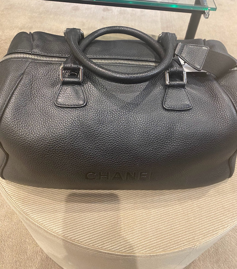 CHANEL フリンジレザーダッフ