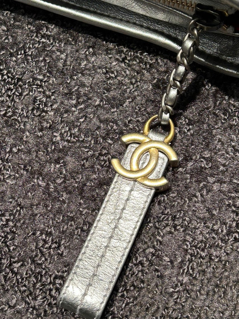 CHANEL　ガブリエル ショルダーバッグ