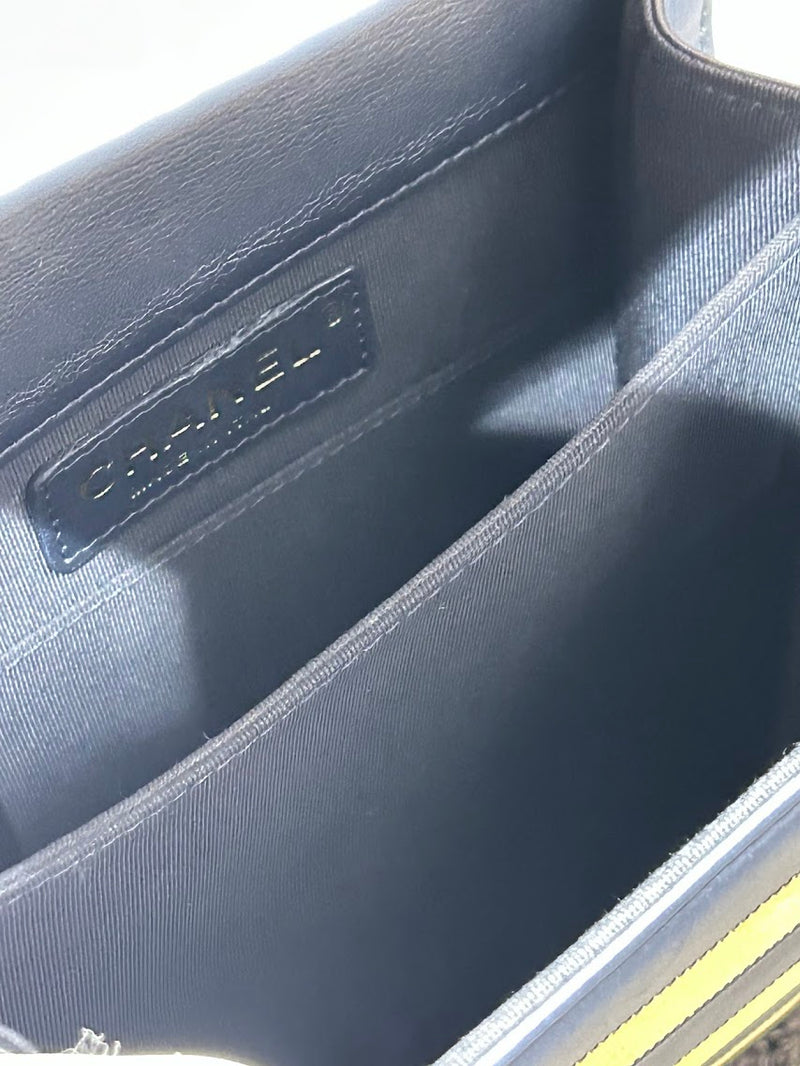 CHANEL ボーイシャネルレザーチェーンショルダー