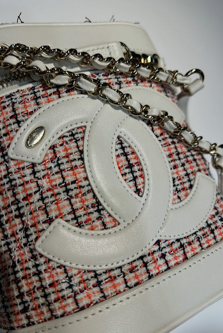 CHANEL クルーズラインバニティチェーンショルダーバッグ