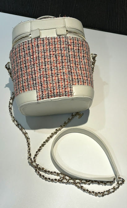 CHANEL クルーズラインバニティチェーンショルダーバッグ