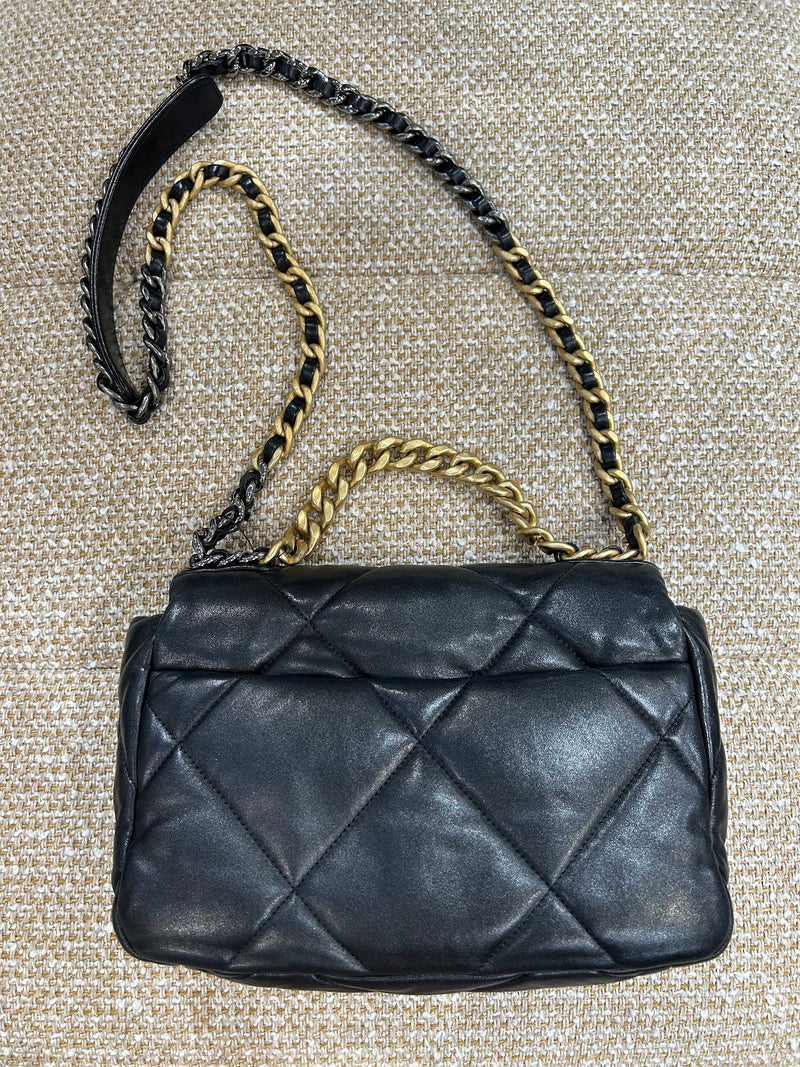 CHANEL 19チェーンショルダーバッグ